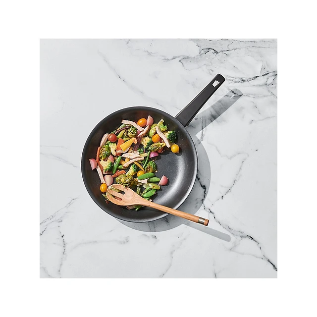 Cuisipro Soft-Touch Aluminum Fry Pan 7 Cuisipro Soft-Touch Aluminum Fry Pan - Image 5