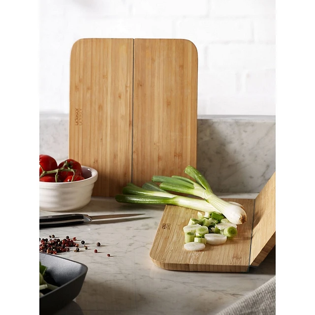Joseph Joseph Bamboo Folding Chopping Board 5 Joseph Joseph Bamboo Folding Chopping Board - Image 3