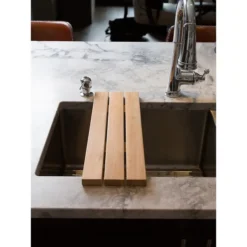 Bath & Spa Coach Kitchen Sink Caddy -Meye Kitchen Shop https3A2F2Fimage.s5a.com2Fis2Fimage2FTheBay2F893981000684 alt53Fwid3D120026hei3D120026qlt3D9026resMode3Dsharp226op usm3D0.92C1.02C82C0 640x